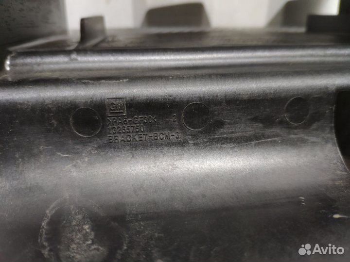 Корпус блока комфорта Chevrolet Cruze J300 2009