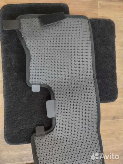 Автомобильные коврики Lexus