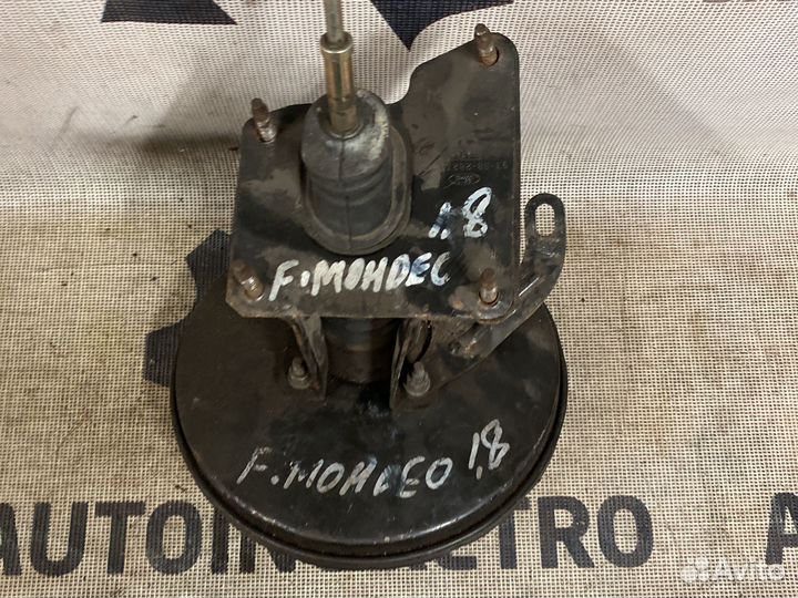 Тормозной вакуумник Ford Mondeo 1 95BB2B195CC