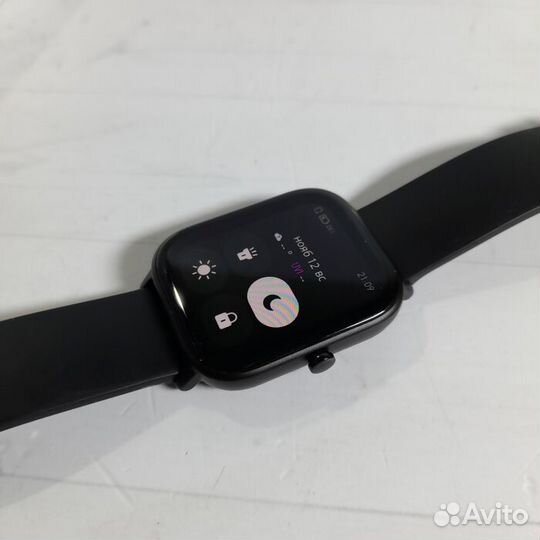 Смарт-часы Amazfit GTS 1