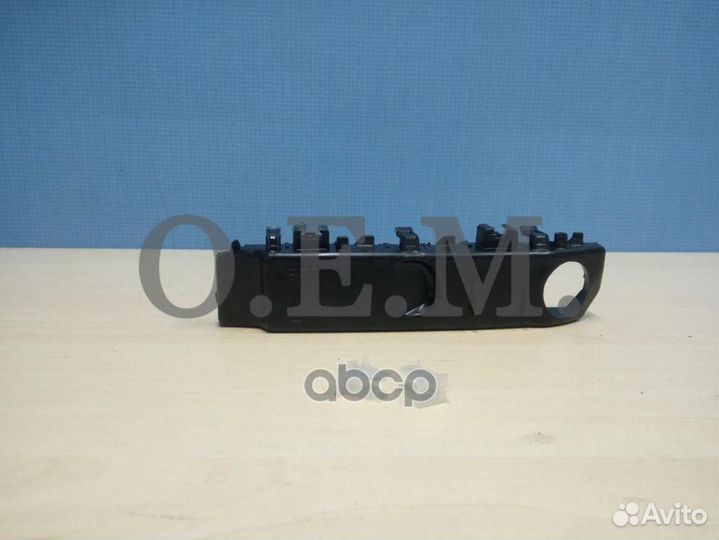 Кронштейн бампера переднего левый Kia Cerato 3