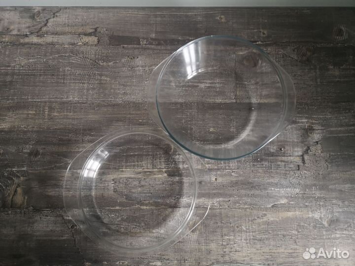 Жаропрочная стеклянная кастрюля с крышкой 1,4 л