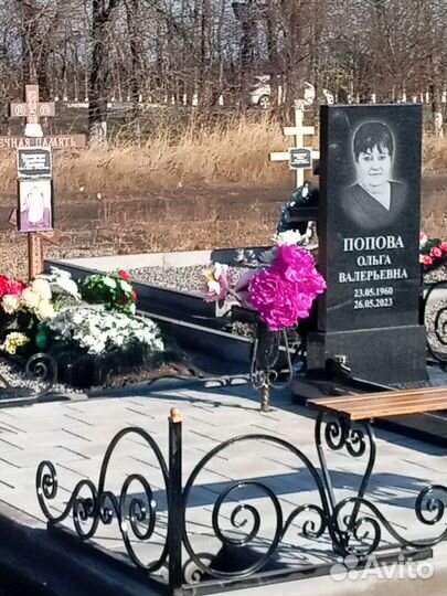 Благоустройство мест захоронения. Столы и лавочки