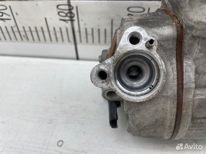 Компрессор кондиционера Bmw X5 E70 LCI N63B44A