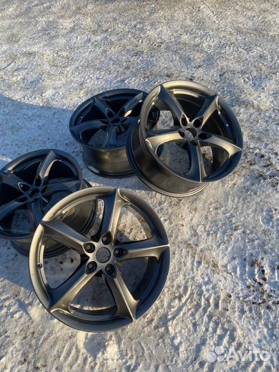Диски литые 18 5 114.3 цо 66.1