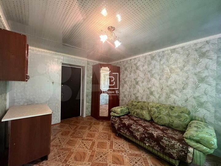 Комната 12 м² в 4-к., 5/5 эт.