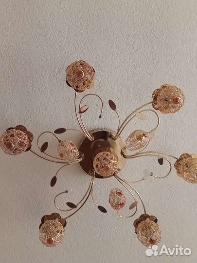 Продам люстры потолочные бу