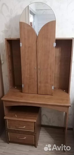 Трильяж с зеркалами