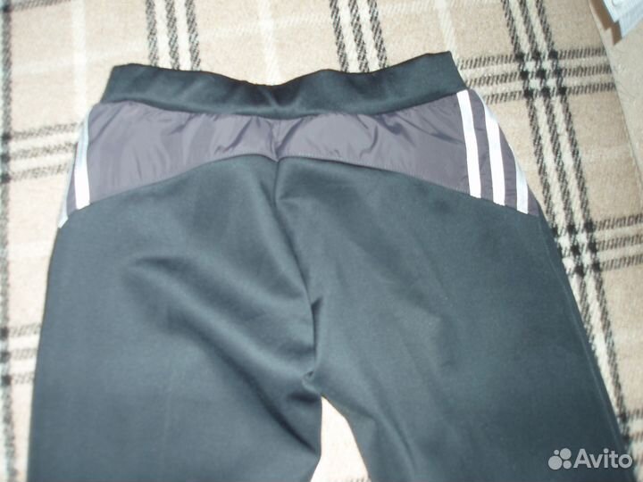 Спортивный костюм для девочки фирмы Bolang (б/у)