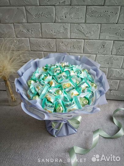Сладкий букет, подарок из конфет