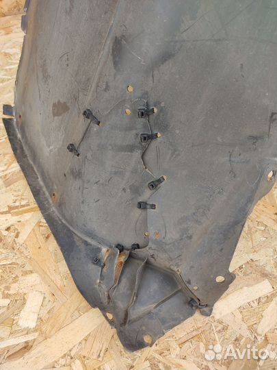 Подкрылок передний левый bmw 5 e39