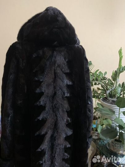 Шуба норковая с капюшоном