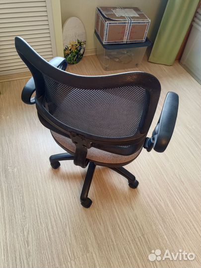 Компьютерный стул