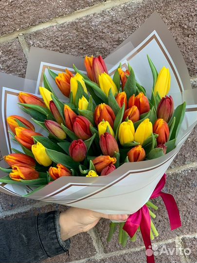 Тюльпаны большой бутон