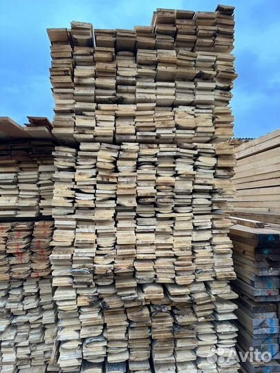 Не обрезная доска 40х150х6000 из сосны