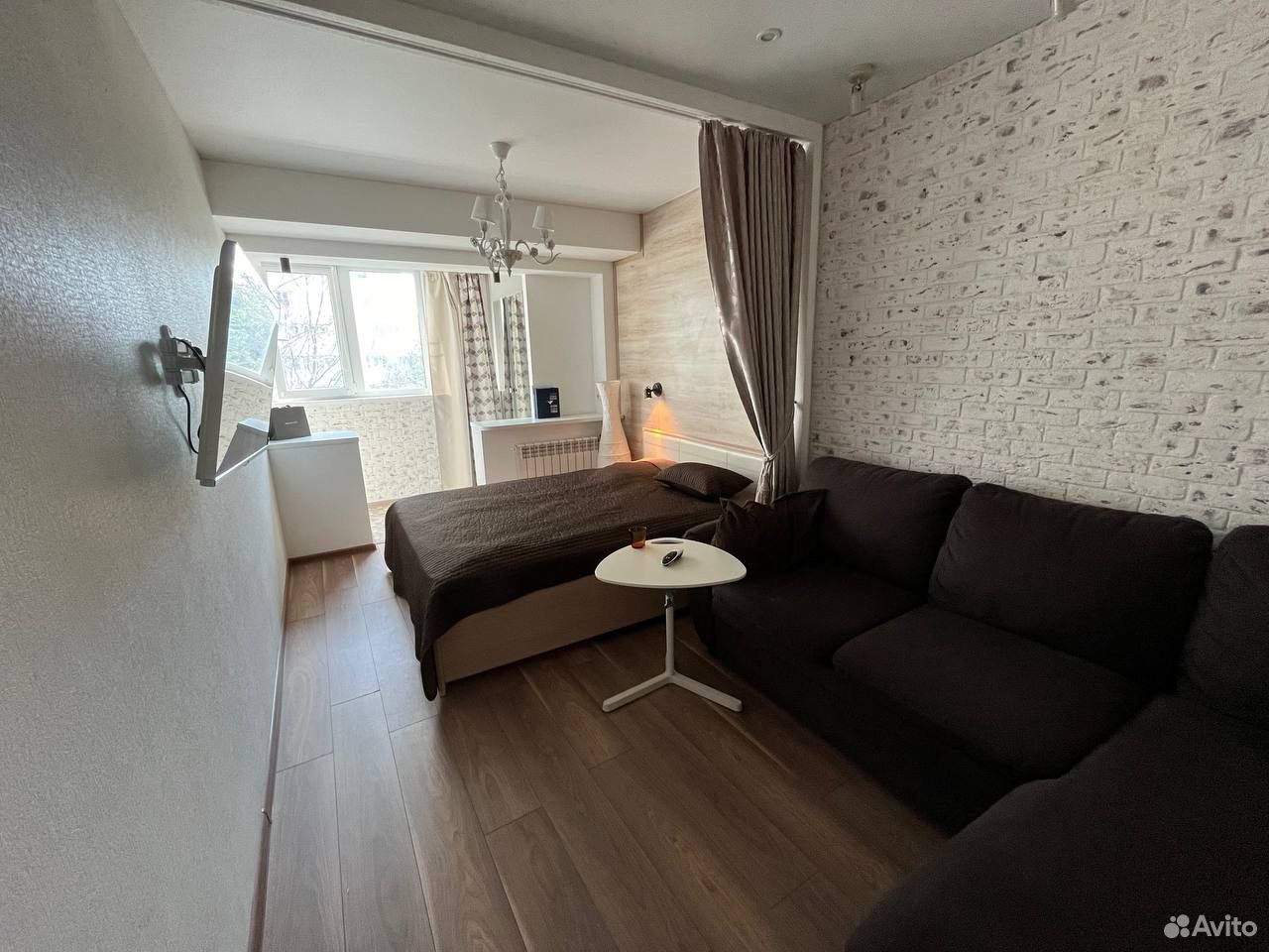 2-комнатная квартира в аренду, Москва, Мосфильмовская ул. 78 — 99 990 ₽/мес