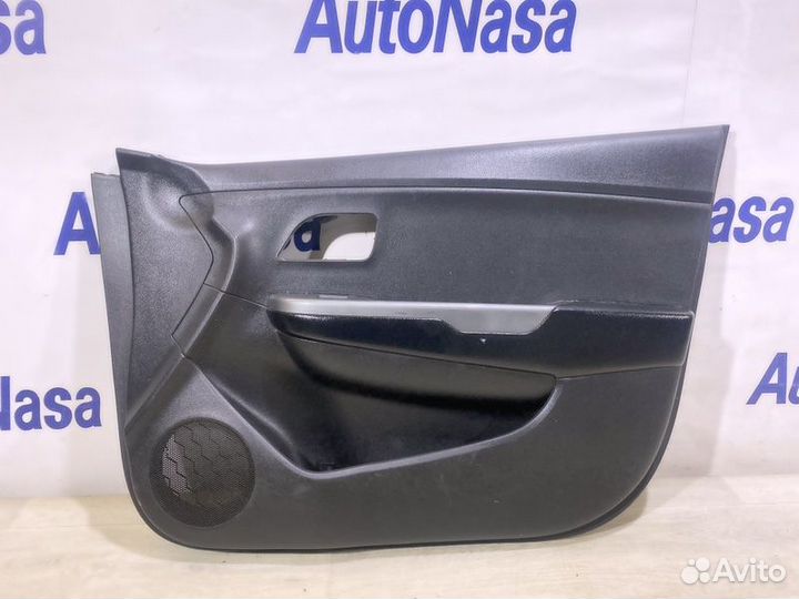 Обшивка двери передняя правая Kia Rio 3 седан 1.4