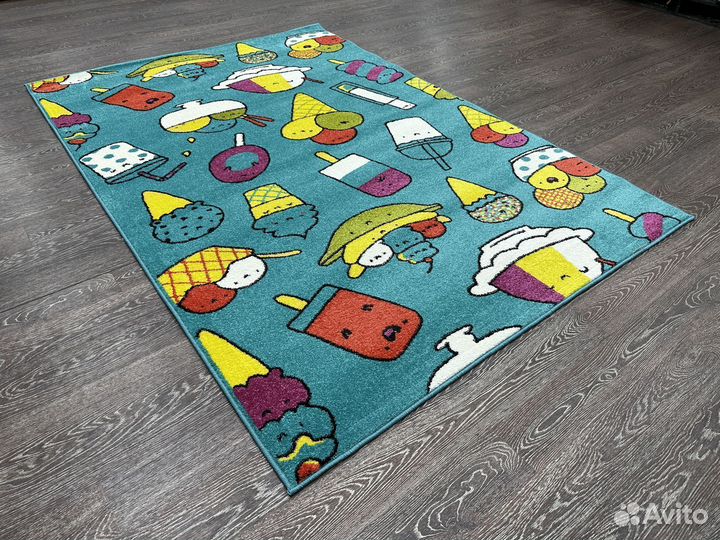 Ковер 1.6х2.3м