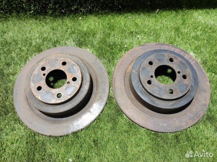 Диск тормозной задний Subaru Legacy BH5