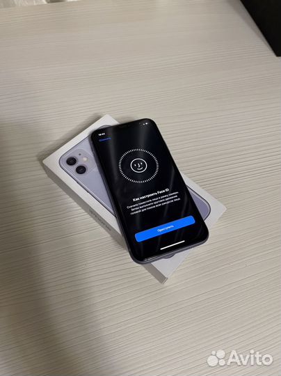 iPhone 11, 64 ГБ