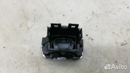 Кнопка запуска двигателя volvo V60 1 (83T22XV01)