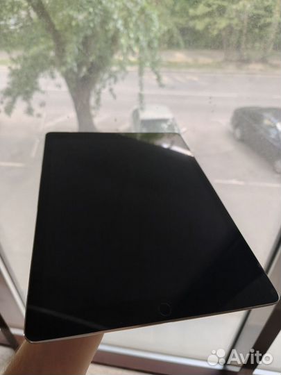 iPad Pro 12.9 128GB + Sim (2015)