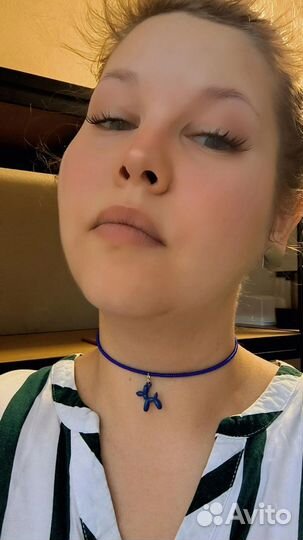 Синий чокер с синей собачкой