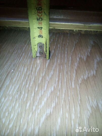 Деревянная рамка для картин лепнина