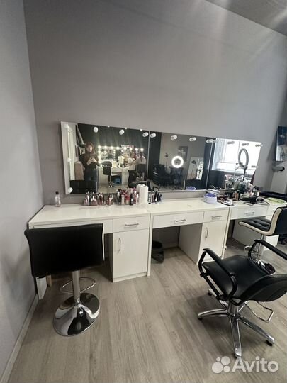 Парикмахерский стул бу