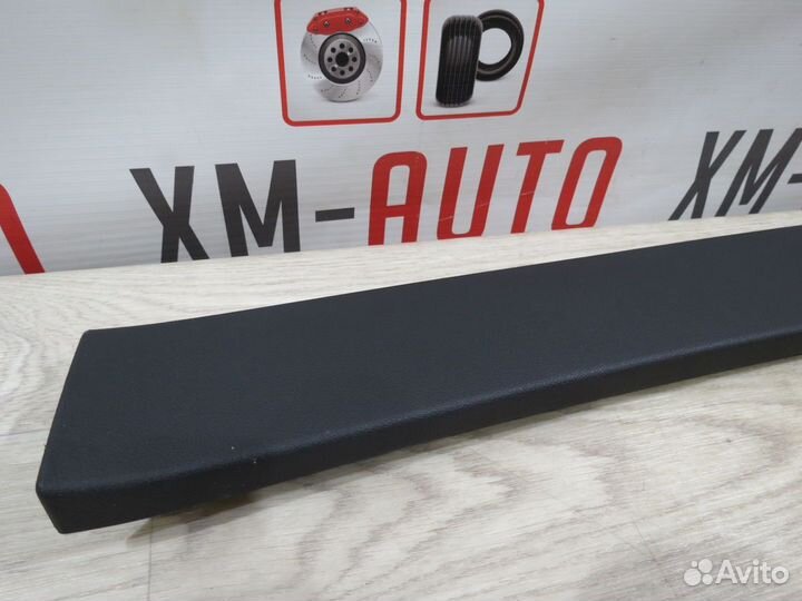 Обшивка крышки багажника Audi A7