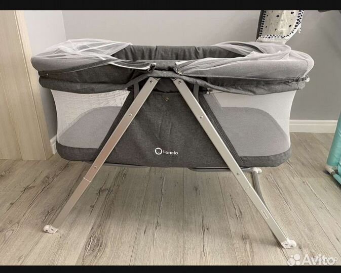 Манеж-кроватка