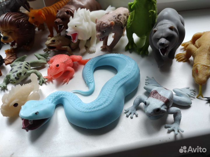 Коллекция селиконовых игрушек