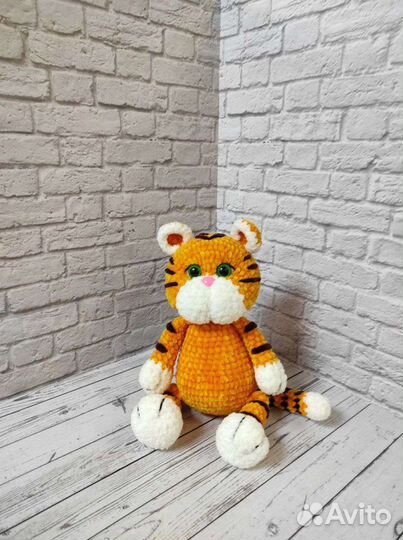 Вязанная игрушка, тигр плюшевый