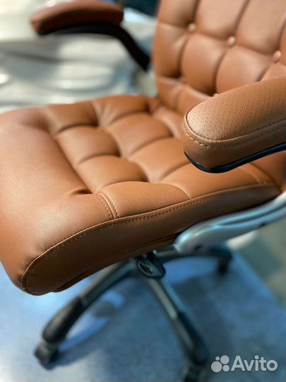 Кресло офисное