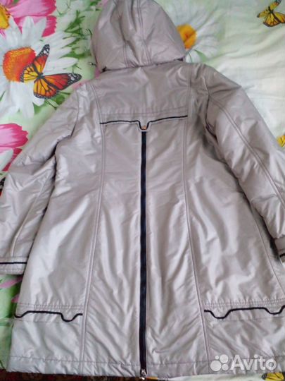 Танкер демисезонный, в подарок ветровка