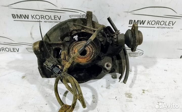 Кулак поворотный передний правый Mitsubishi L200