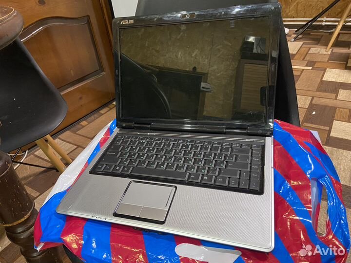 Ноутбук asus F80S