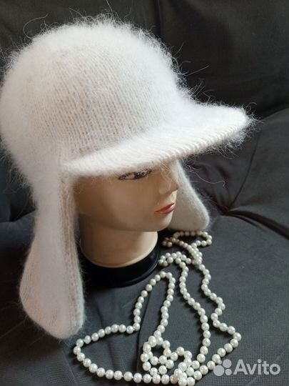 Кепки женские из 