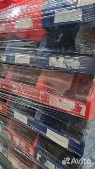 Пластиковые ящики для хранения б/у