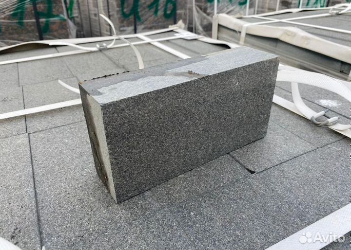 Брусчатка пиленая (гладкая) Габрро опт, укладка