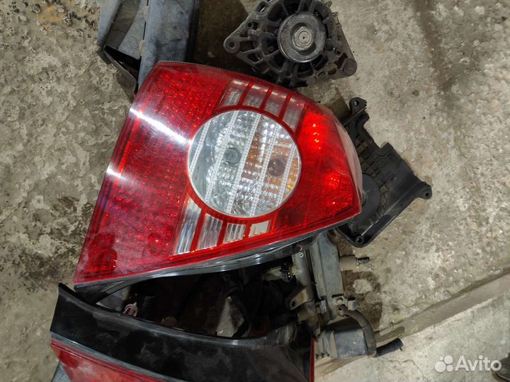 Фонарь задний левый хендай элантра 3 xd