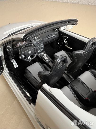 Mercedes-Benz CLK DTM AMG Kyosho 1/18