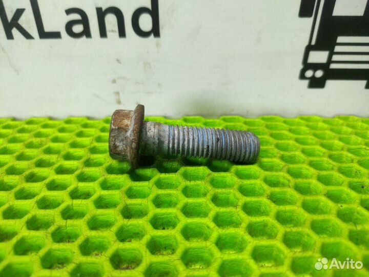 Болт М14х50-10,9 Man Tgx