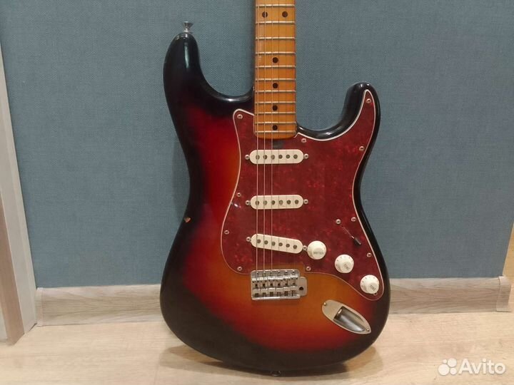 Fresher Straighter Strat, japan. Электрогитара