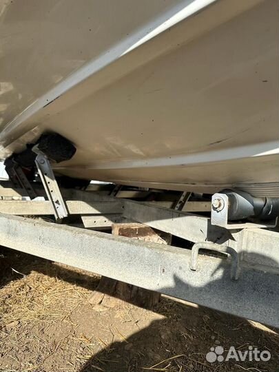 Катер Вымпел5400