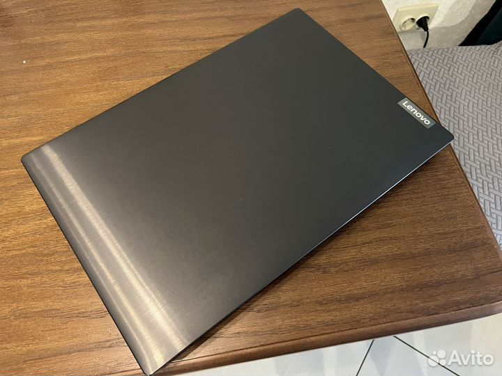 Lenovo ideapad s145-15ast