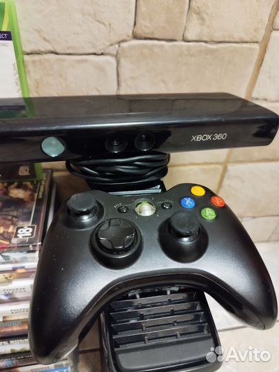 Приставка Xbox 360 с играми
