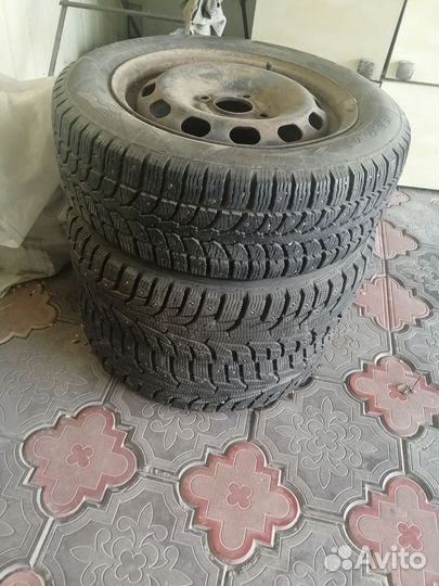 Hankook Winter I'Pike RS W419 175/65 R14 и 175/65 R14 86T