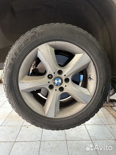 Комплект колес bridgestone 255/55R18 на bmw