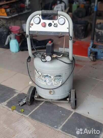 Рессивер от компрессора 40 л вертикальный